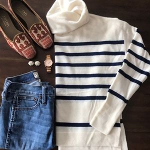 Vineyard Vines Cashmere sweater